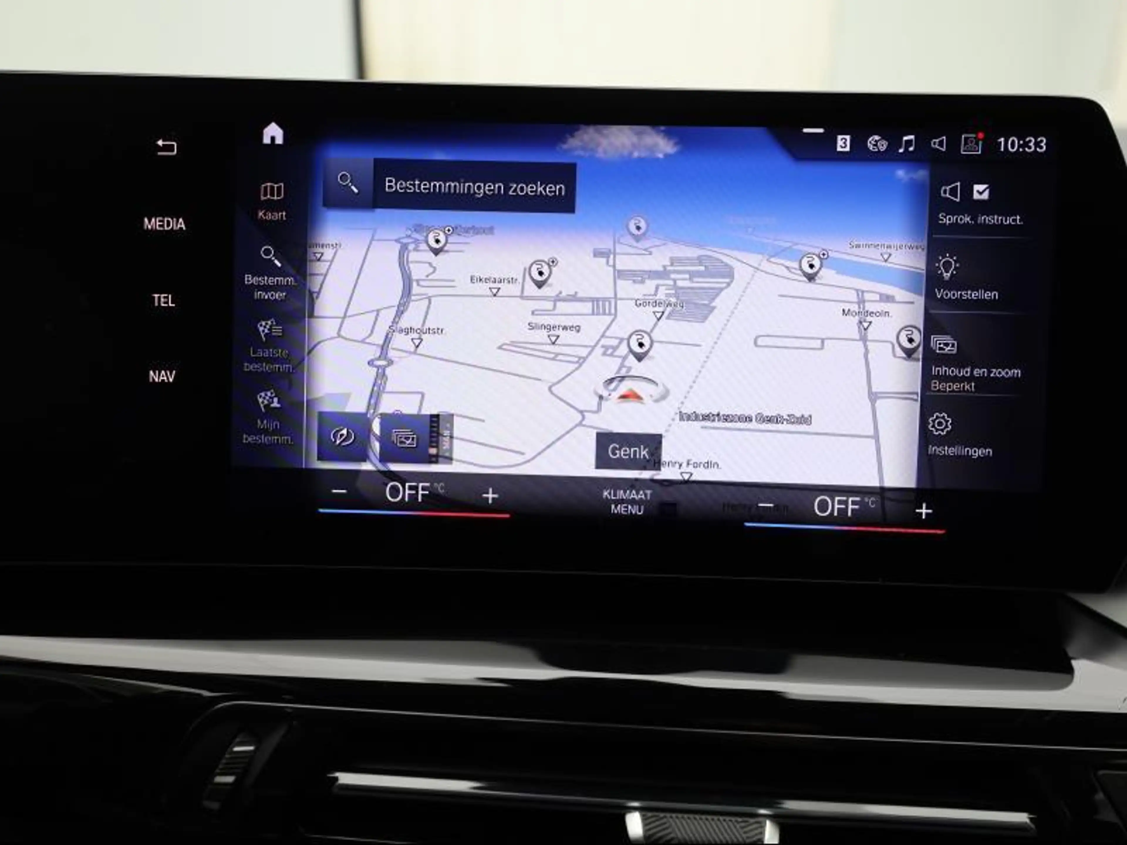 BMW 225 e - xDrive Active Tourer — photo 12