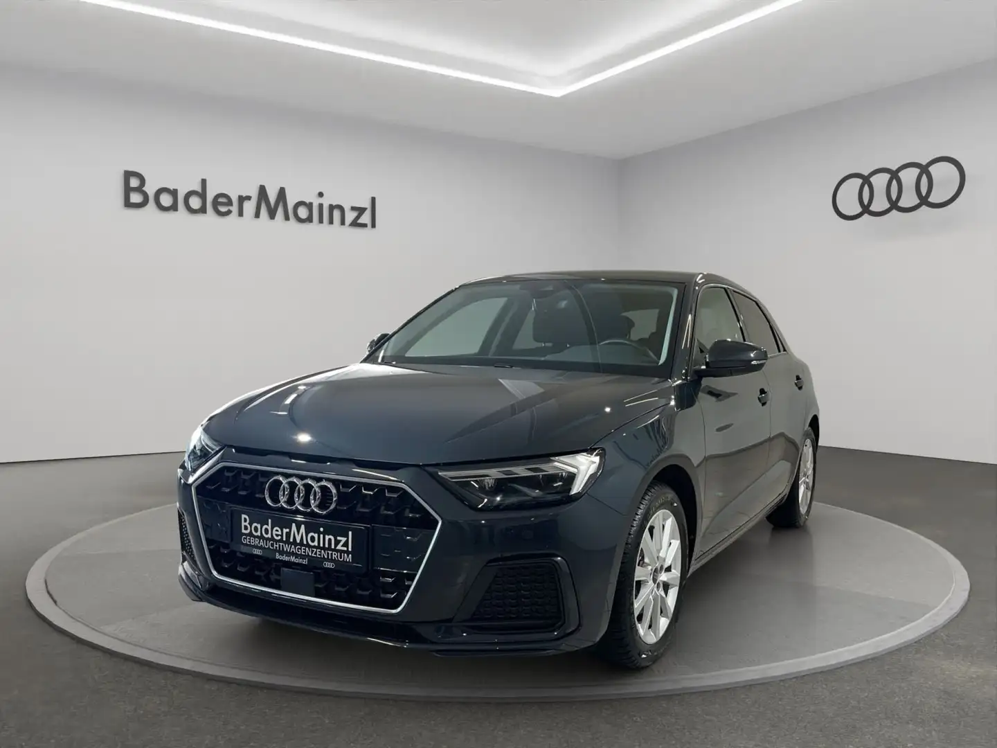 Audi A1 advan. 25 TFSI ACC LED Carplay Grijs - 1