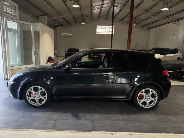 Alfa Romeo 147 147 3p 3.2 GTA V6