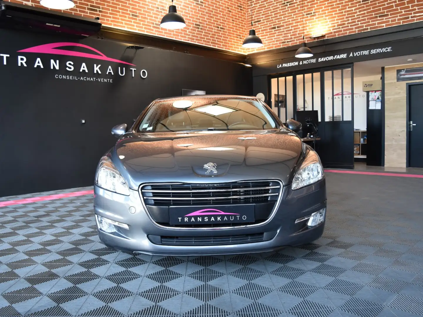 Peugeot 508 508 2.0 HDi 140ch FAP BVM6 Allure Grijs - 2