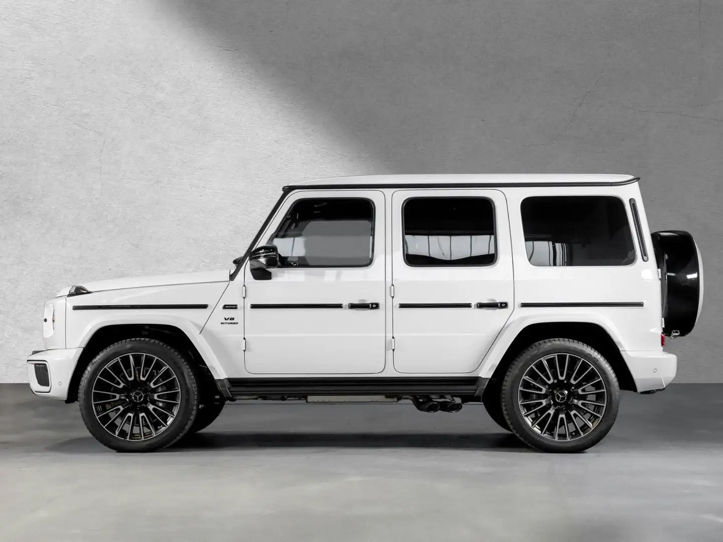 Mercedes-Benz G 63 AMG "RearSeatEntert.+A22+P77+22`Zoll+Night" Weiß - 1