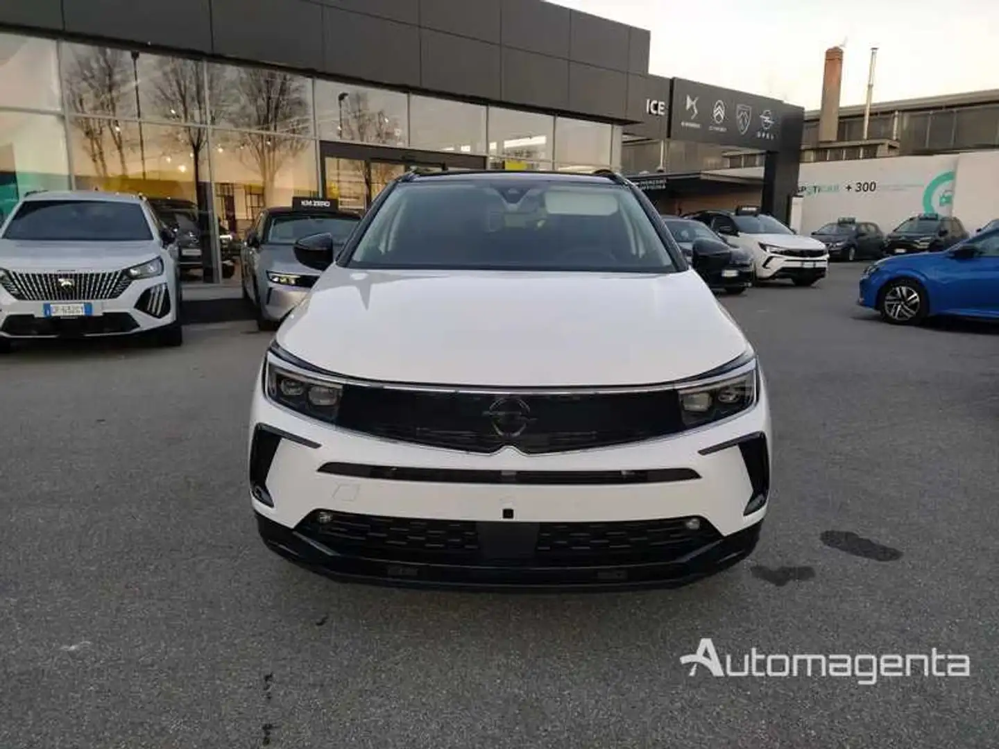 Opel Grandland PHEV 1.6 Plug-In Hybrid 225cv GS KM ZERO Bianco - 2