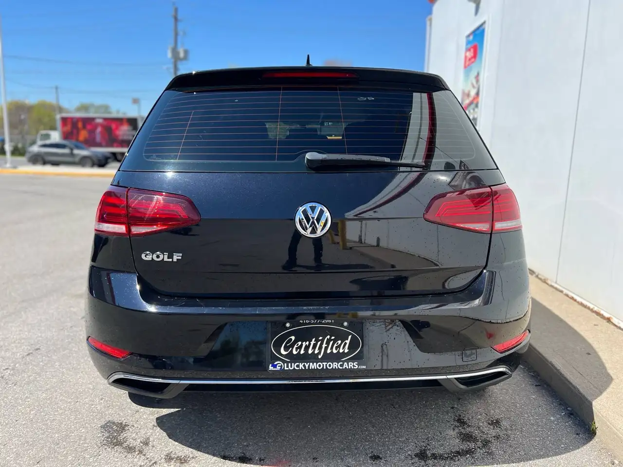 Volkswagen Golf photo Volkswagen Golf