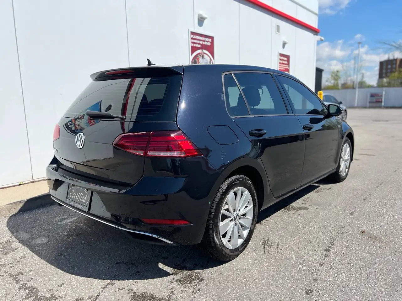 Volkswagen Golf photo Volkswagen Golf
