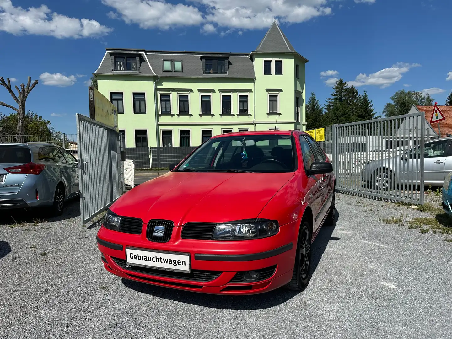SEAT Leon 1.8 20V Signo KLIMAAUTOMATIK EURO 3 Rojo - 2