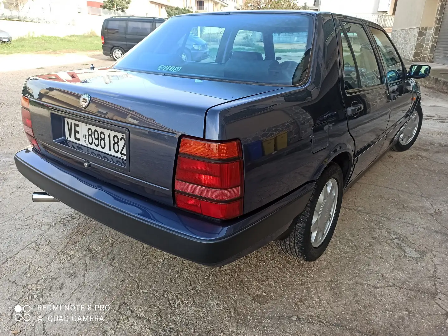 Lancia Thema 2.0t 16v LX c/abs cat. Modrá - 2