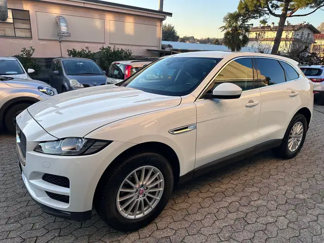 Jaguar F-Pace F-Pace 2.0d Pure awd 180cv*CLIMA*CERCHI*EURO 6