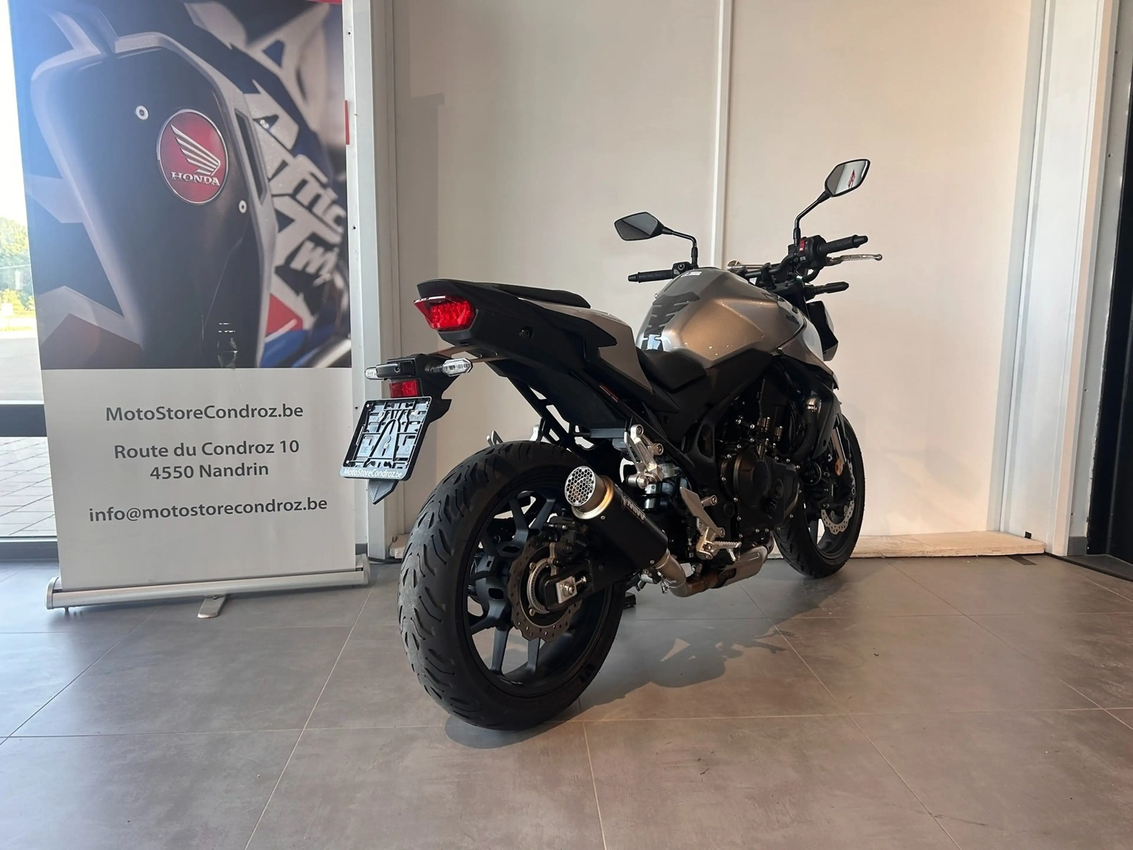 Honda CB 750 Hornet 750 — photo 8