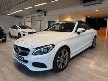 C220D* 4MATIC* LOOK AMG* GARANTIE 12MOIS* GPS *BOITE AUTO *FULL OPTION * LED *CUIR *CABRIOLET