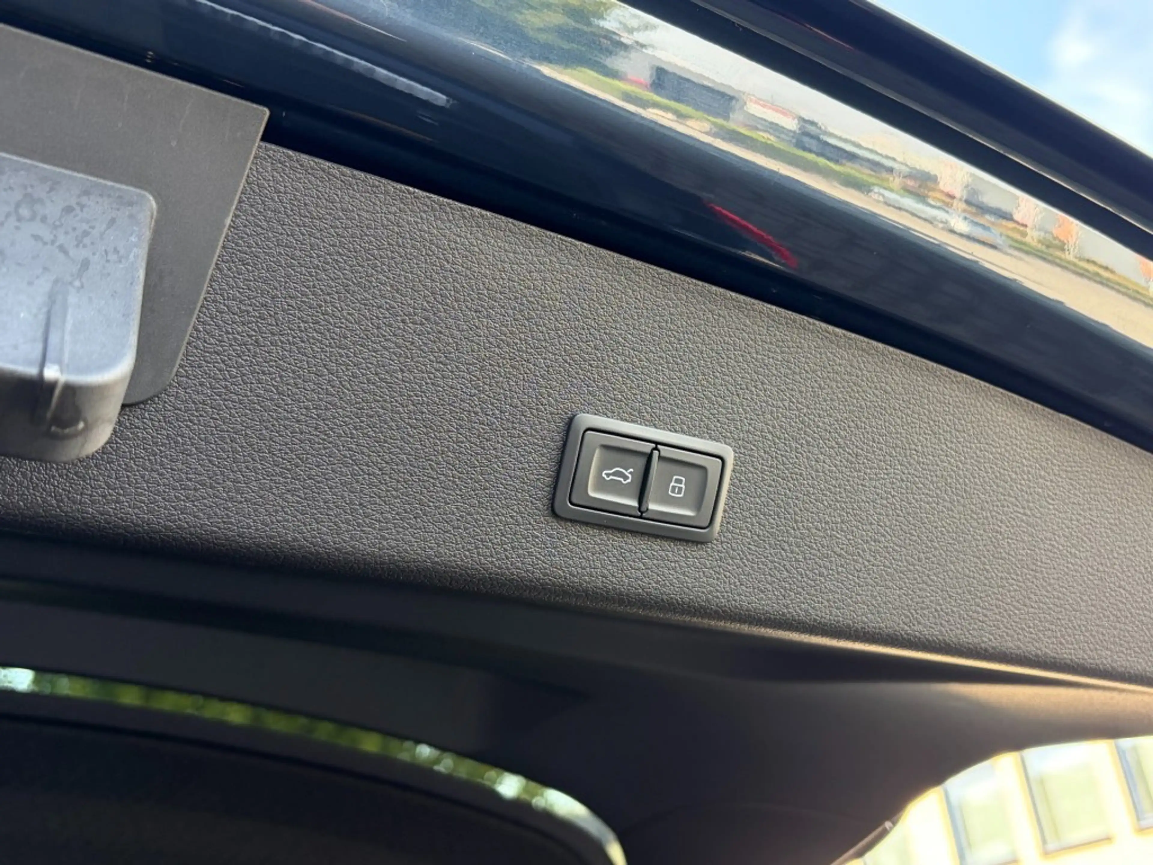 Audi e-tron 55 QUATTRO S-LINE - TREKHAAK - 21 INCH — photo 28