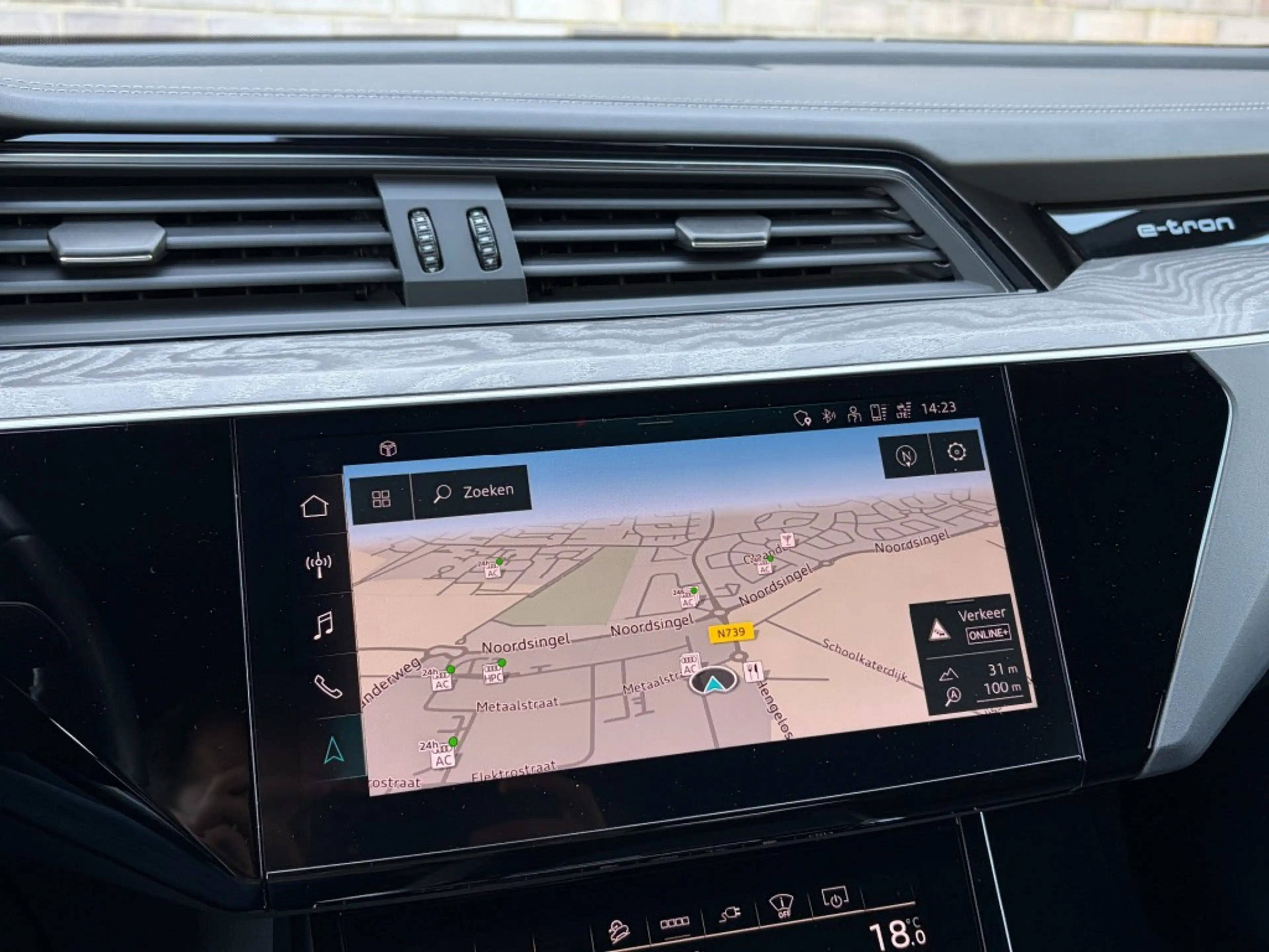 Audi e-tron 55 QUATTRO S-LINE - TREKHAAK - 21 INCH — photo 9