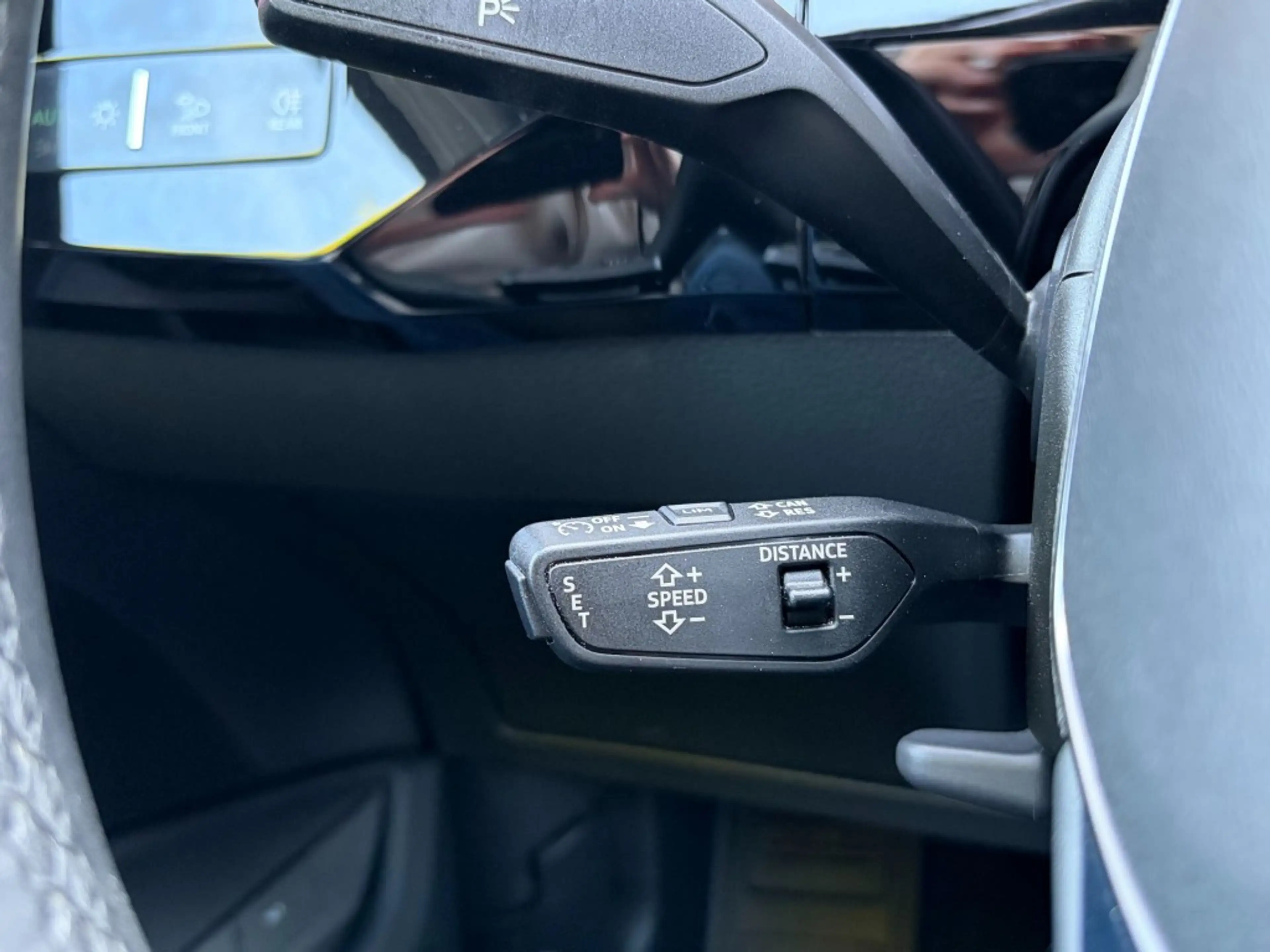 Audi e-tron 55 QUATTRO S-LINE - TREKHAAK - 21 INCH — photo 26
