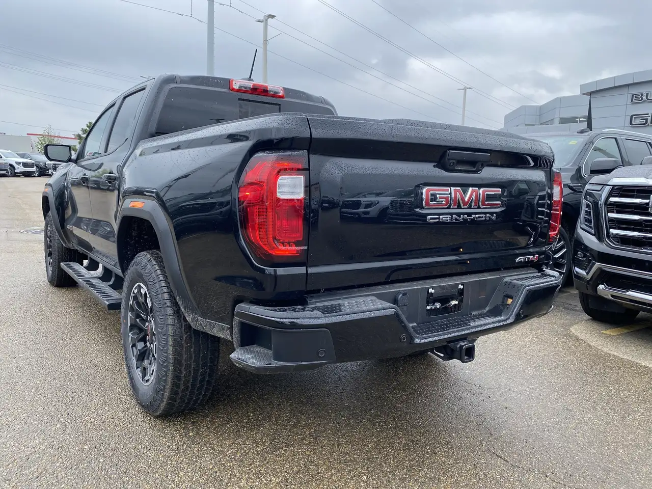 GMC Canyon снимка GMC Canyon