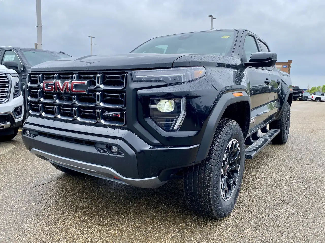 GMC Canyon снимка GMC Canyon