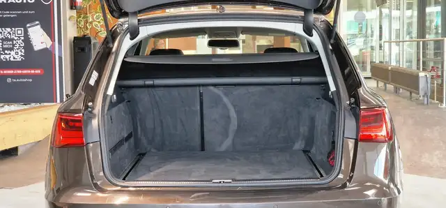 Audi A6 view 9