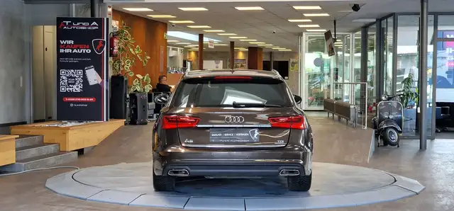 Audi A6 view 8