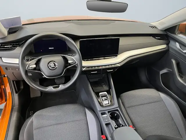 Skoda Octavia view 8