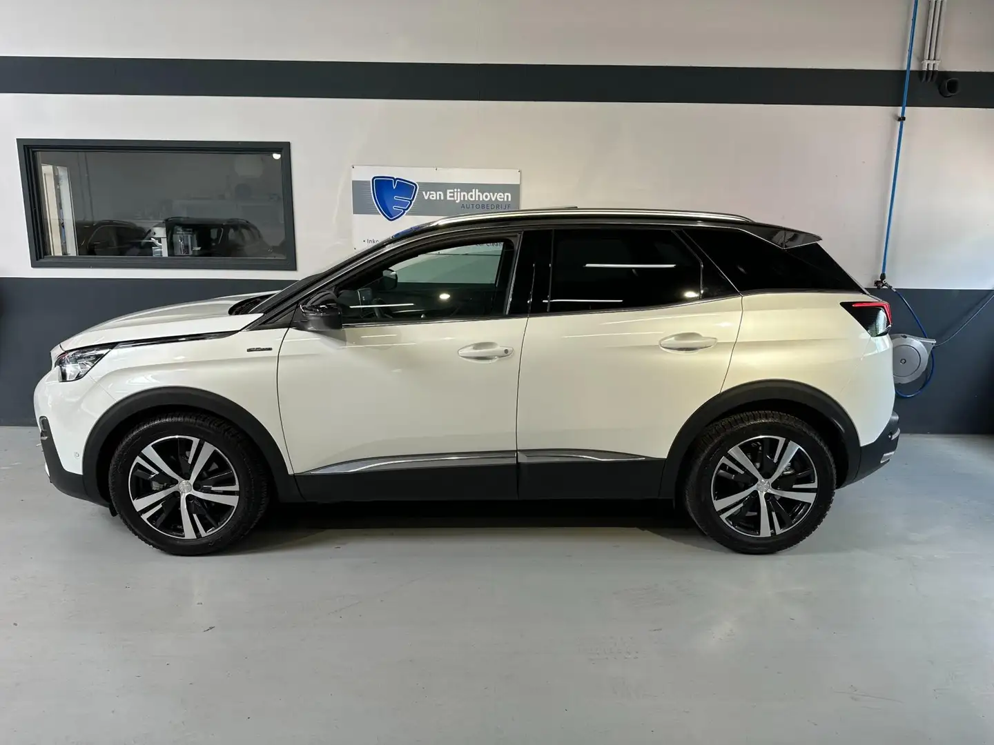Peugeot 3008 1.2 PureTech GT Line Navi|Pano|Led Blanc - 2