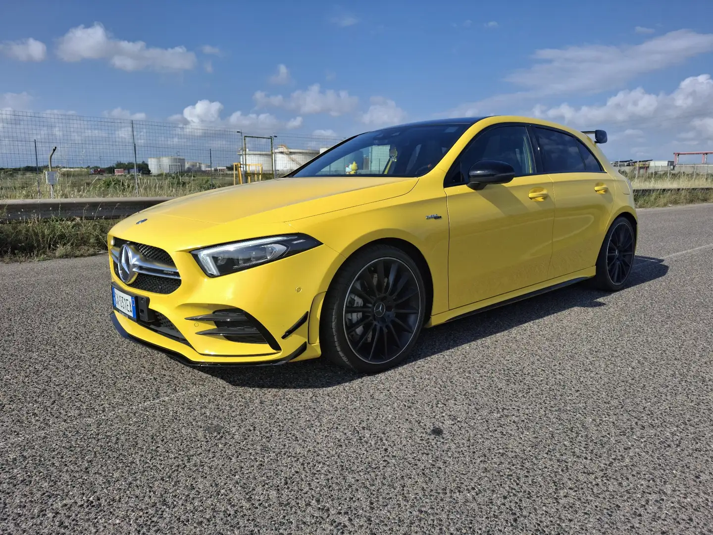 Mercedes-Benz A 35 AMG 4matic auto žuta - 2