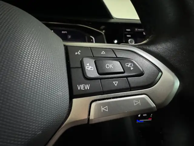 Volkswagen Polo view 13
