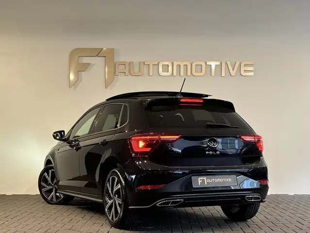 Volkswagen Polo view 4