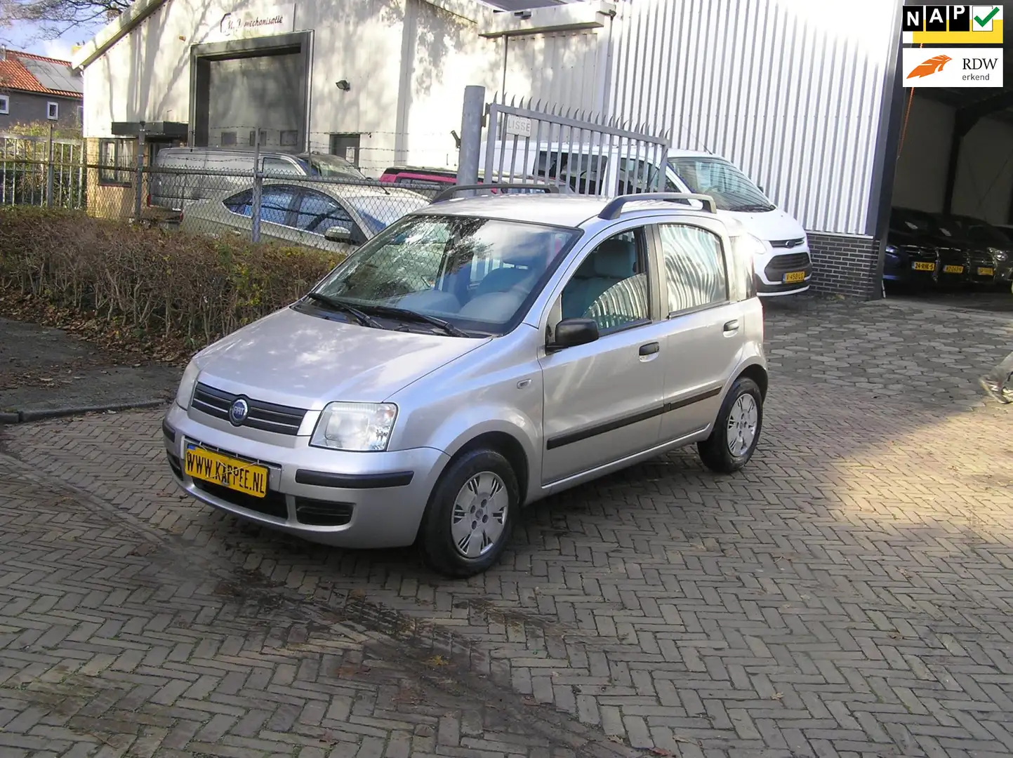 Fiat Panda 1.2 Edizione Cool 153 d km nap pas airco nieuwe ap Grau - 1