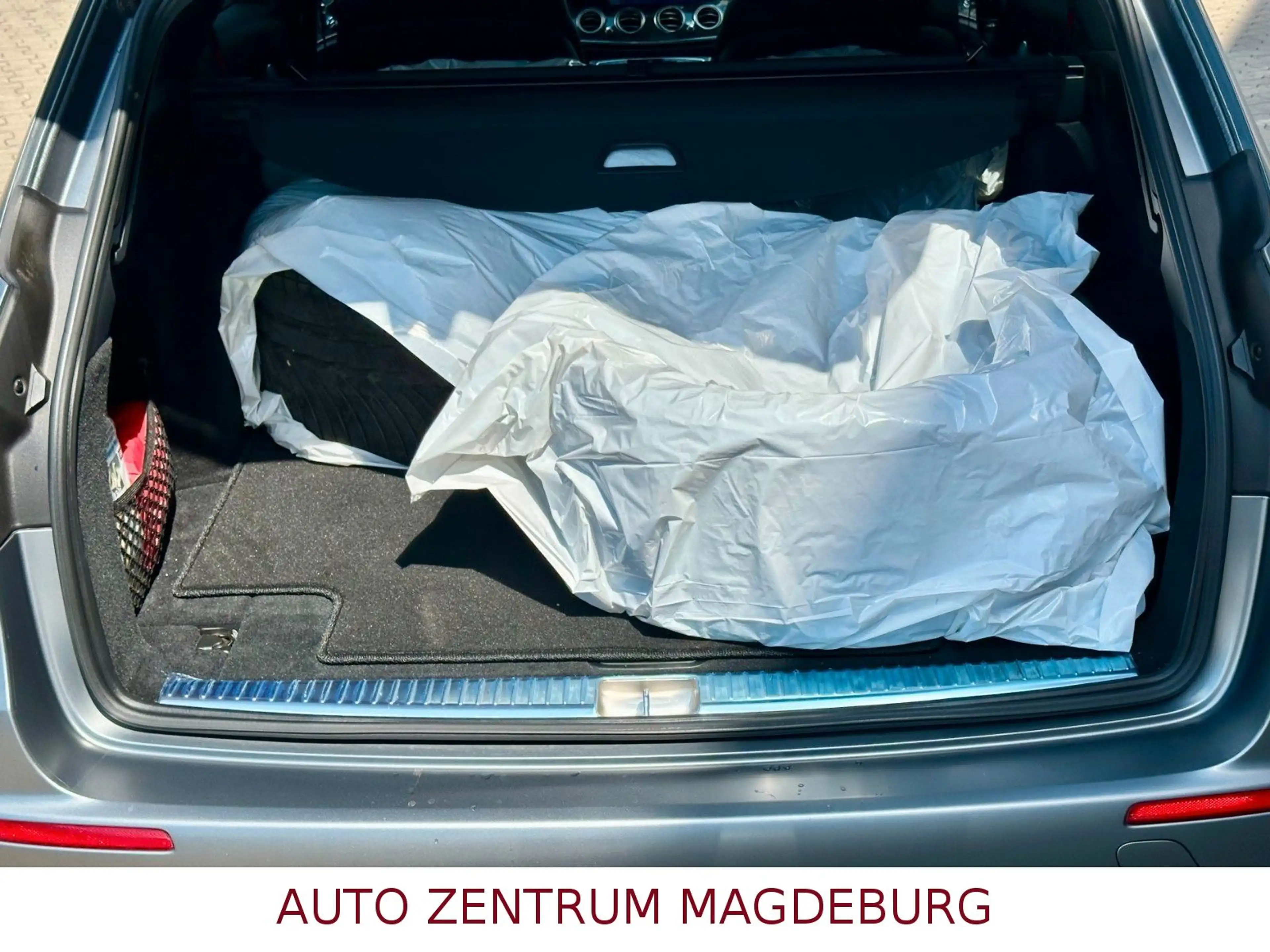 Mercedes-Benz E 53 AMG T-Modell 4Matic+ *HUD*PANO*SITZKÜHLUNG* — photo 10