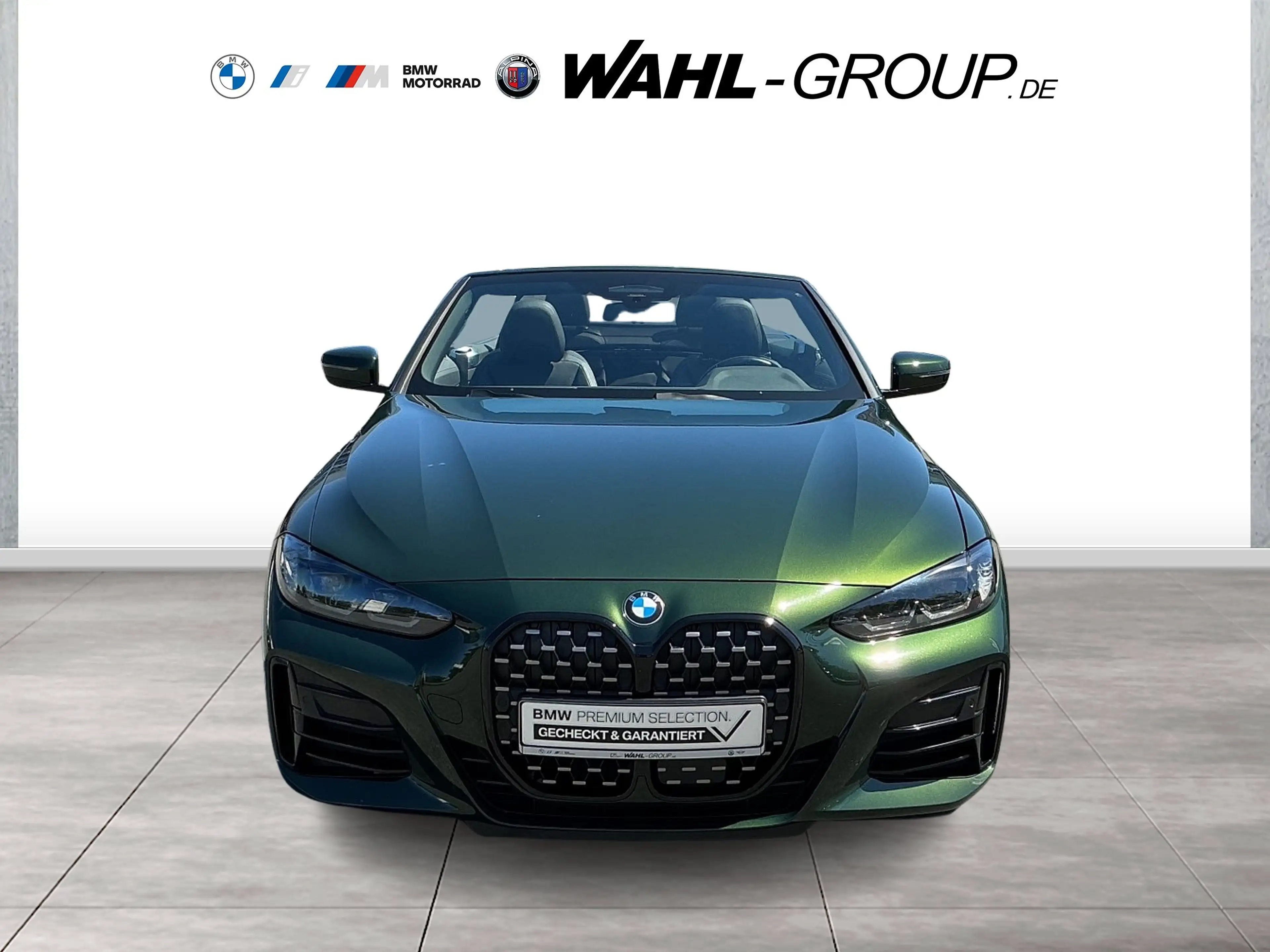 BMW 440 M440i xDrive Cabrio — photo 2