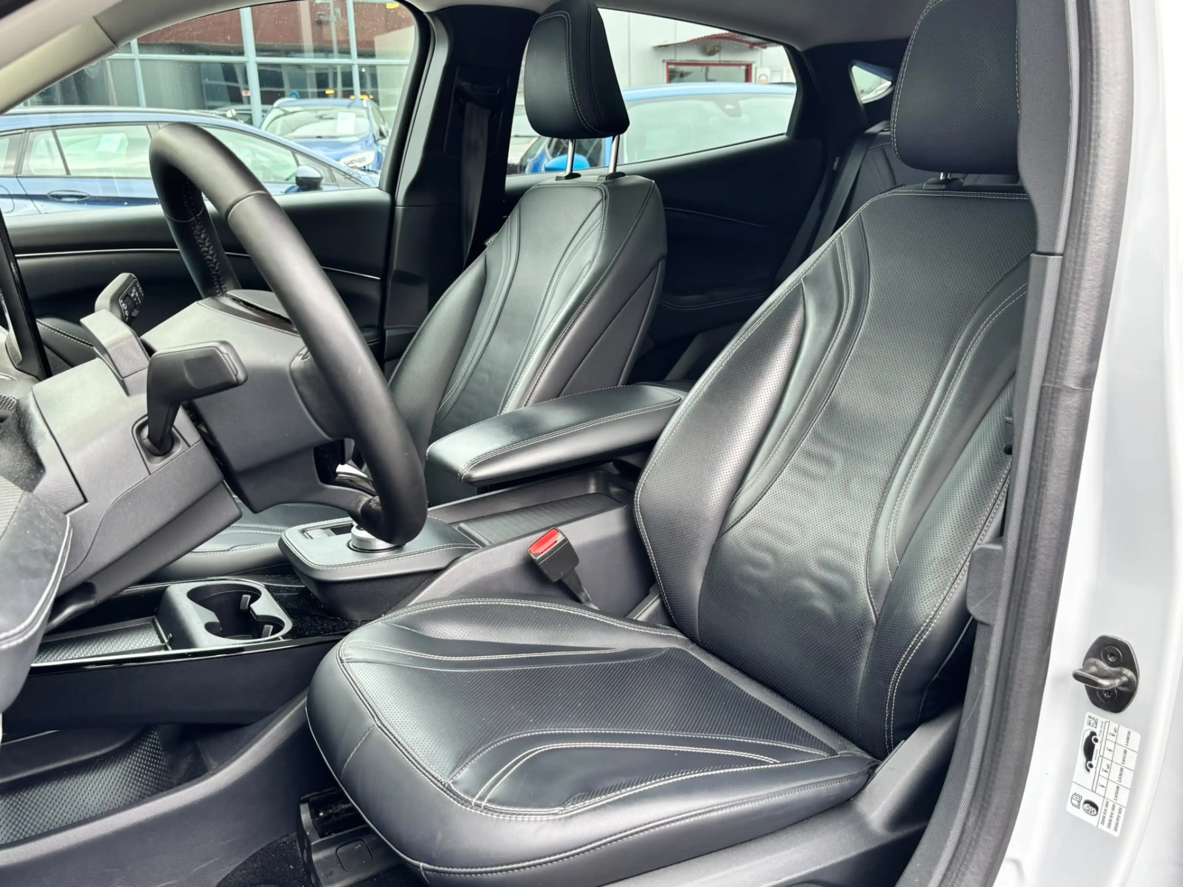 Ford Mustang Mach-E BWJ 2021 RWD 270 PK 75 kWh LEDER | FULL LED | PANO — photo 3
