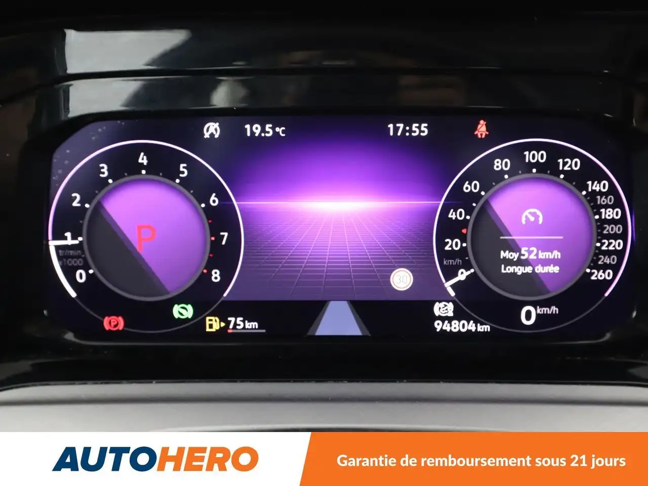 Volkswagen Golf Standard Model — photo 19