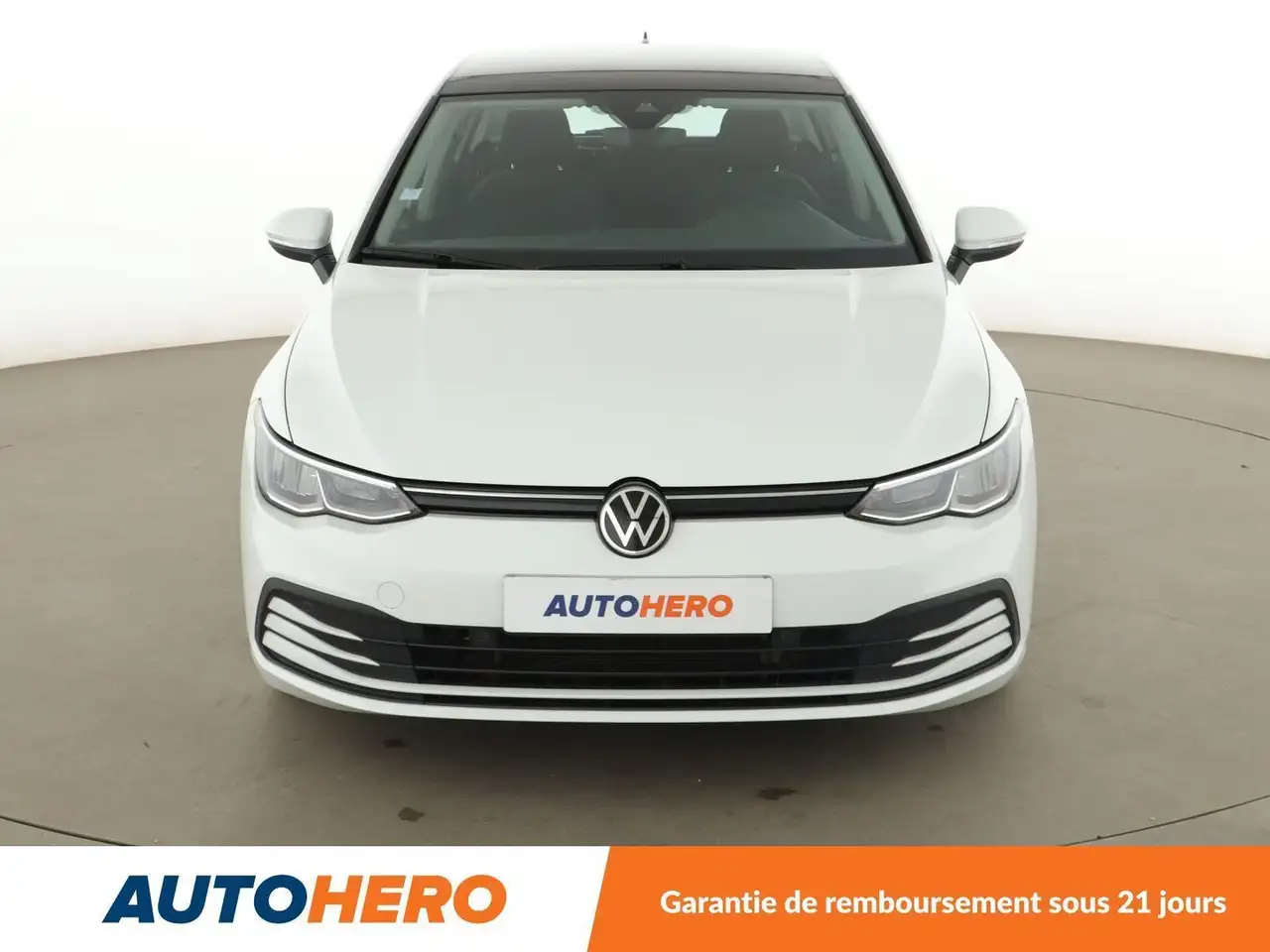 Volkswagen Golf Standard Model — photo 9