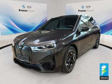 xDrive40 AHK Laser 360° STANDHZ HEAD-UP PANO