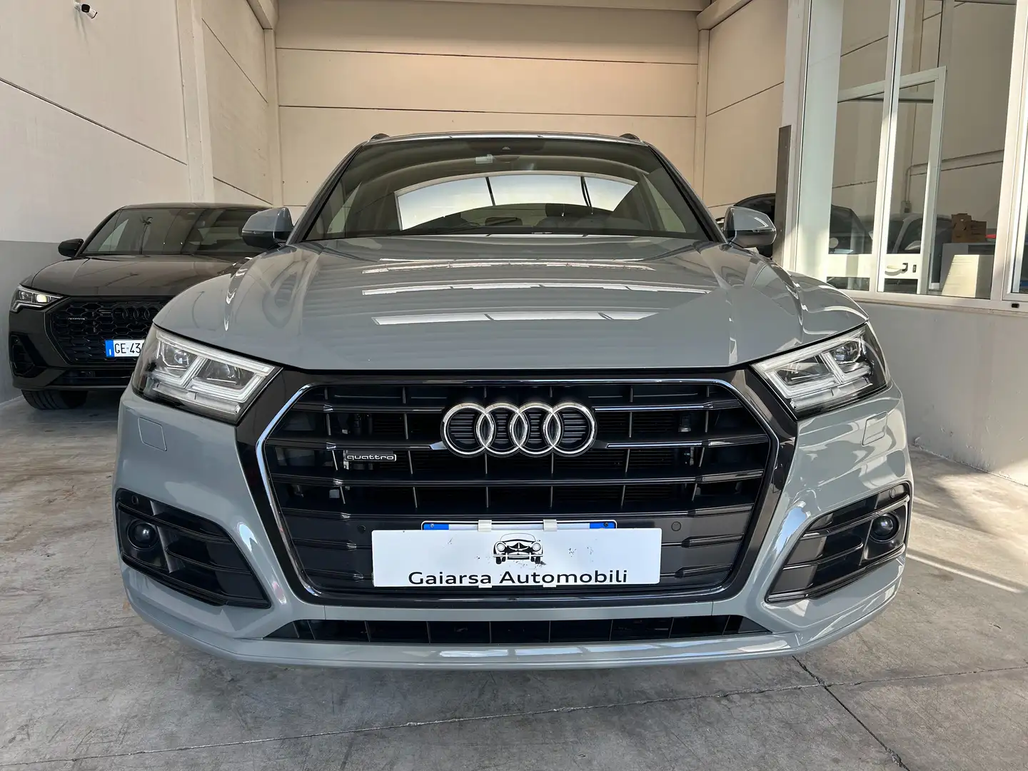 Audi Q5 Q5 40 2.0 tdi S line quattro 190cv s-tronic Grigio - 2