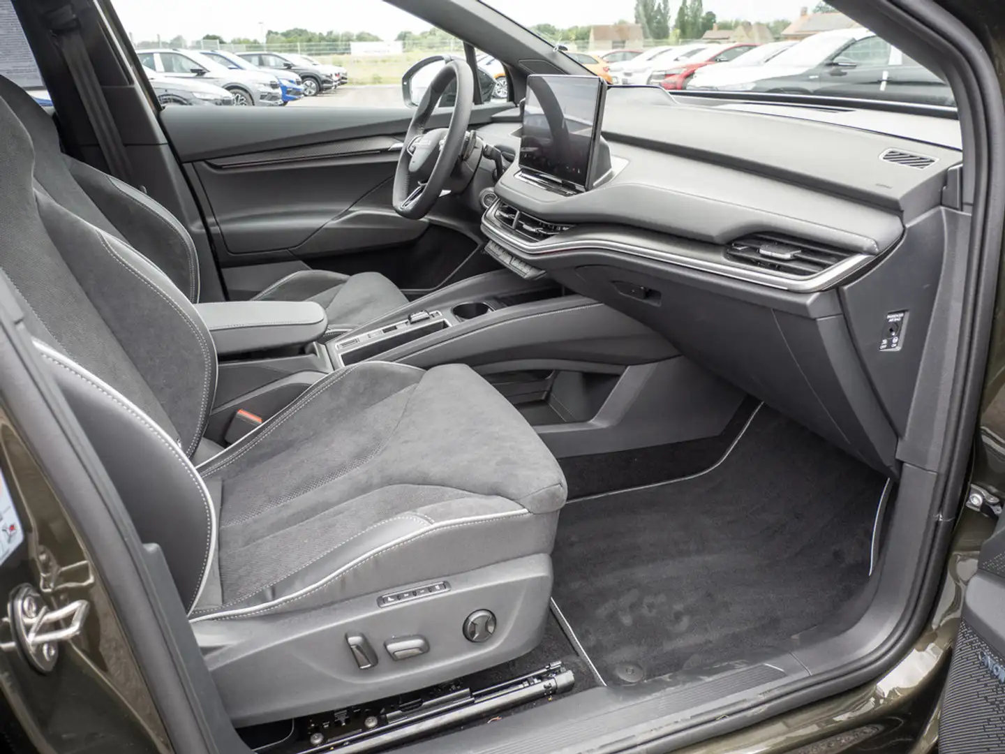 Skoda Enyaq 85x Sportline ACC HUD FACEL. LED 360° Grün - 2