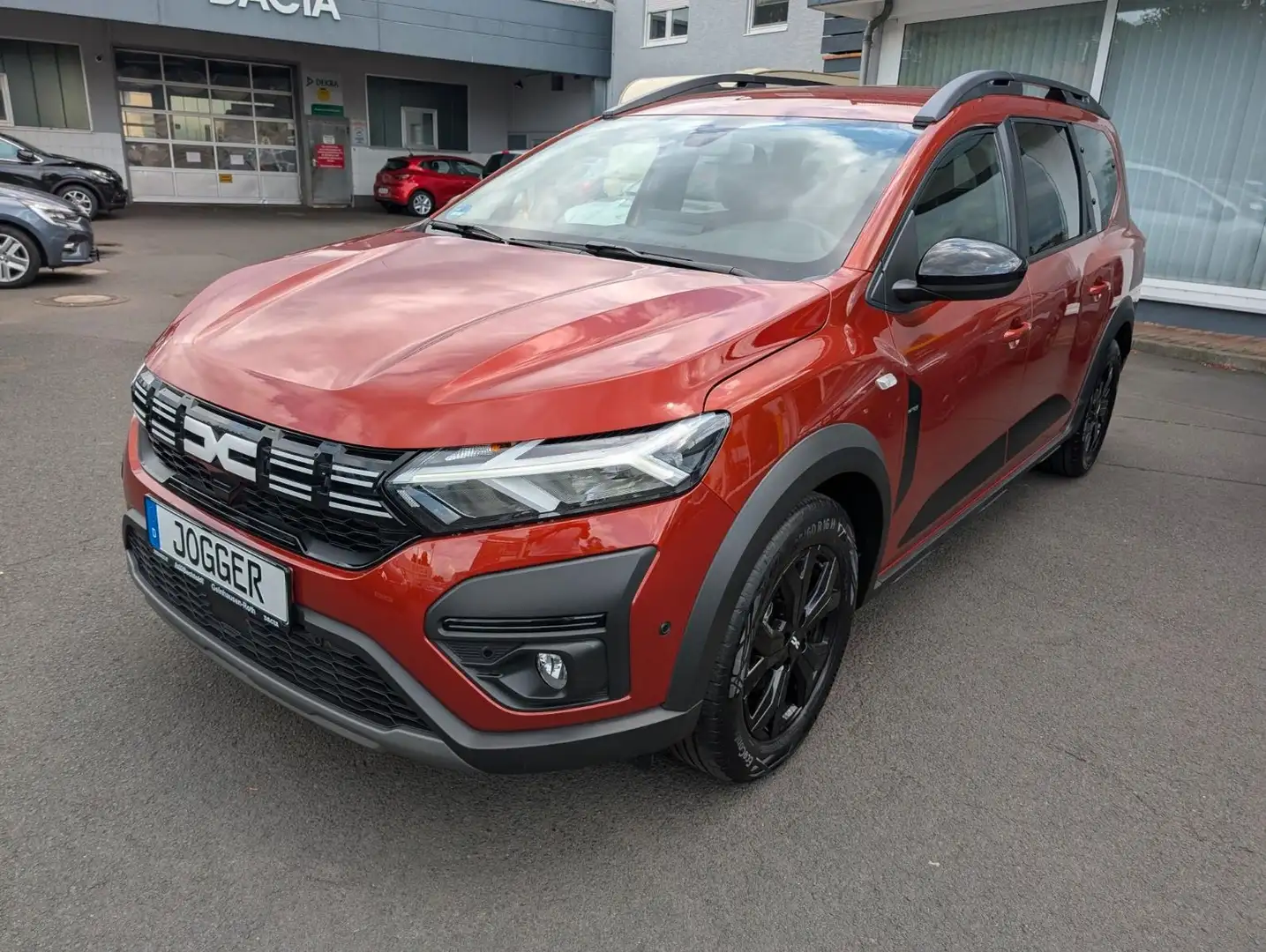 Dacia Jogger HYPRID 140 Extreme (7) Brun - 1