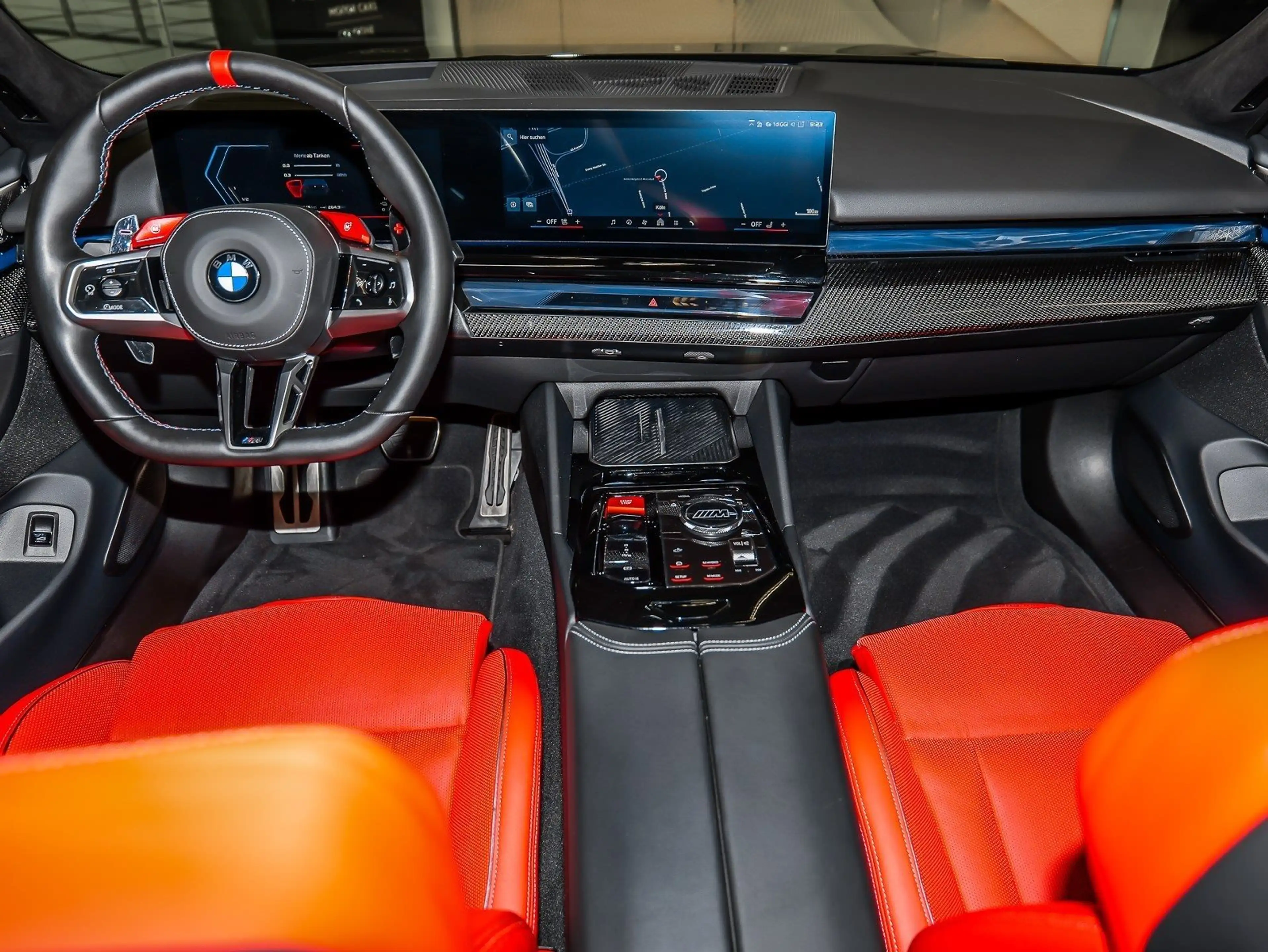 BMW M5 Limousine M Sport PANO ACC AHK 360°KAM RFK — photo 3
