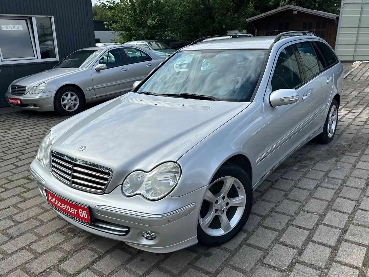 Mercedes-Benz C 200 T K Aut. Avantgarde*Leder*PDC*SHZ*TÜV NEU Plateado - 1