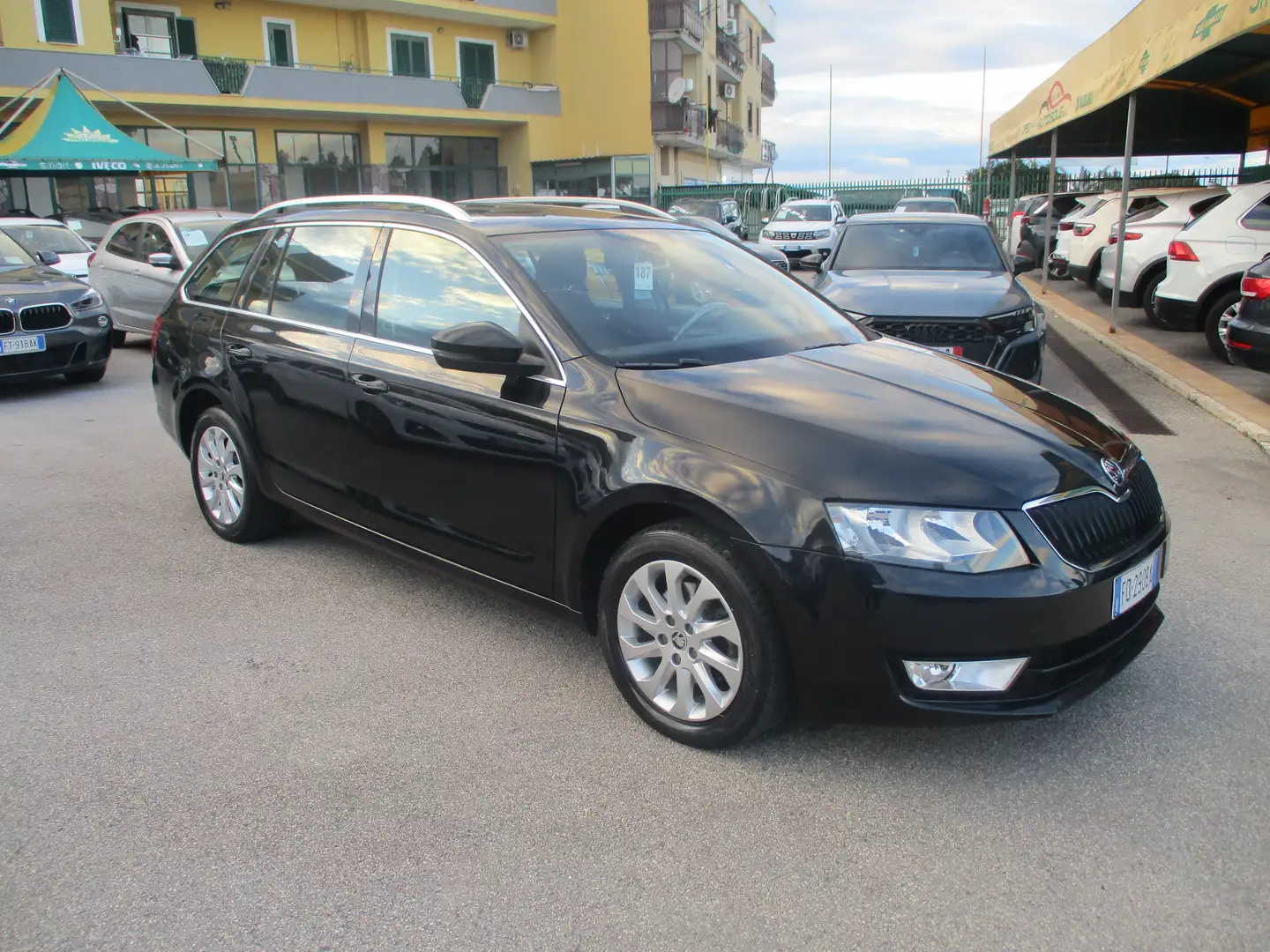 Skoda Octavia OCTAVIA WAGON 1.4 TSI 110CV G-TEC BENZ/METANO 118K Nero - 1