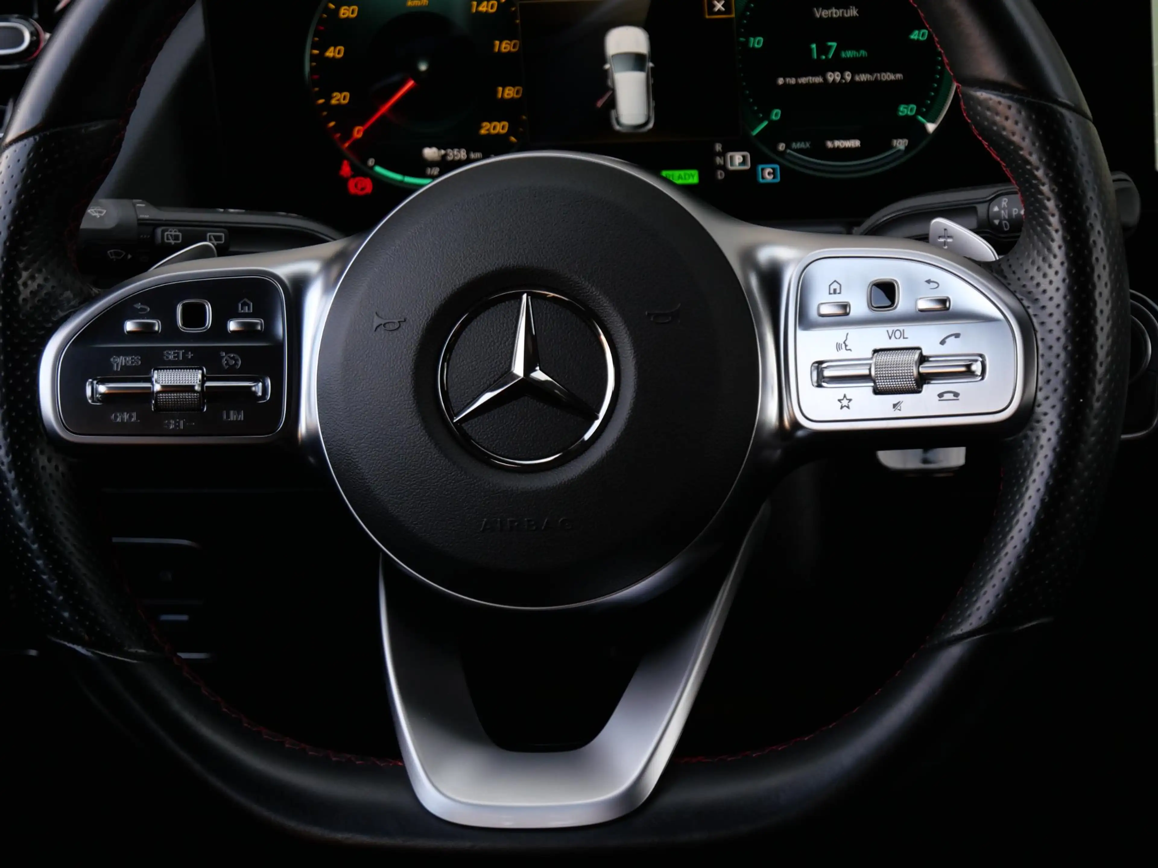 Mercedes-Benz EQA 67kWh AMG/ AMBIENT LIGHTING/ BLINDSPOT/ ELEKT. KLE — photo 8