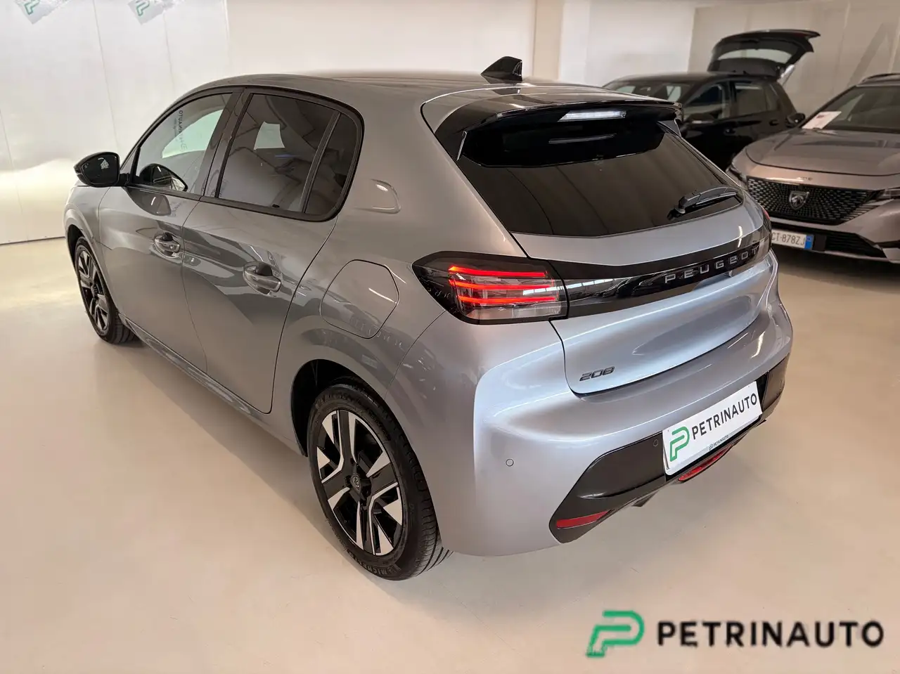 Peugeot 208 1.2 Allure s&s 100cv NAZIONALE 8
