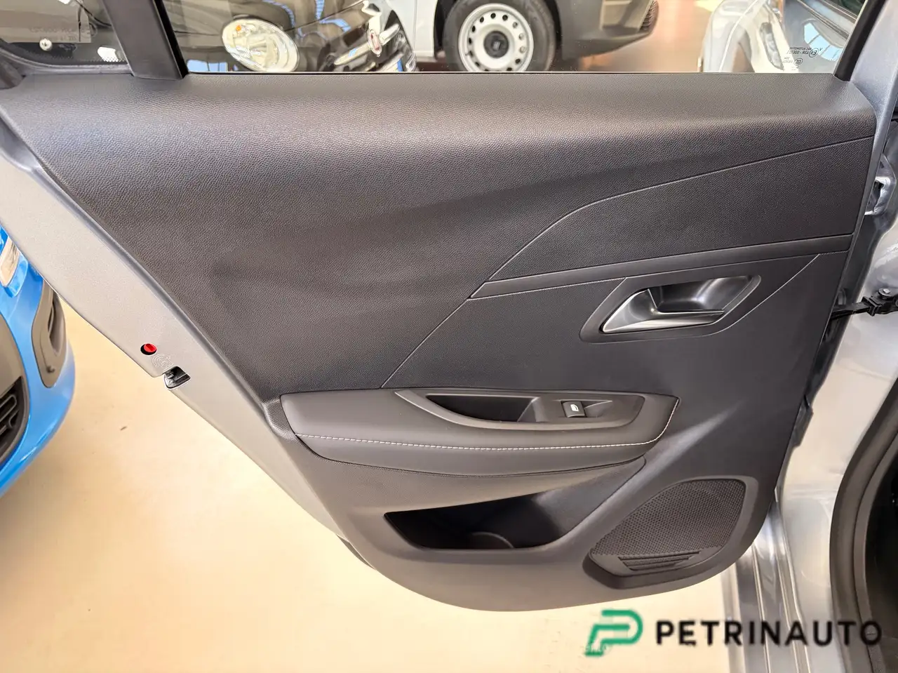 Peugeot 208 1.2 Allure s&s 100cv NAZIONALE 19