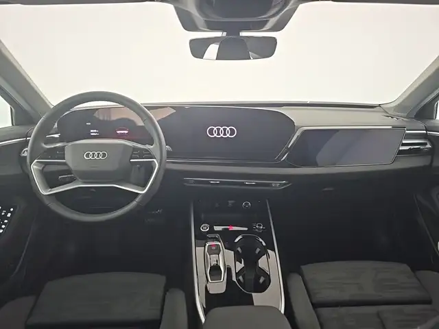 Audi A6 Avant view 11