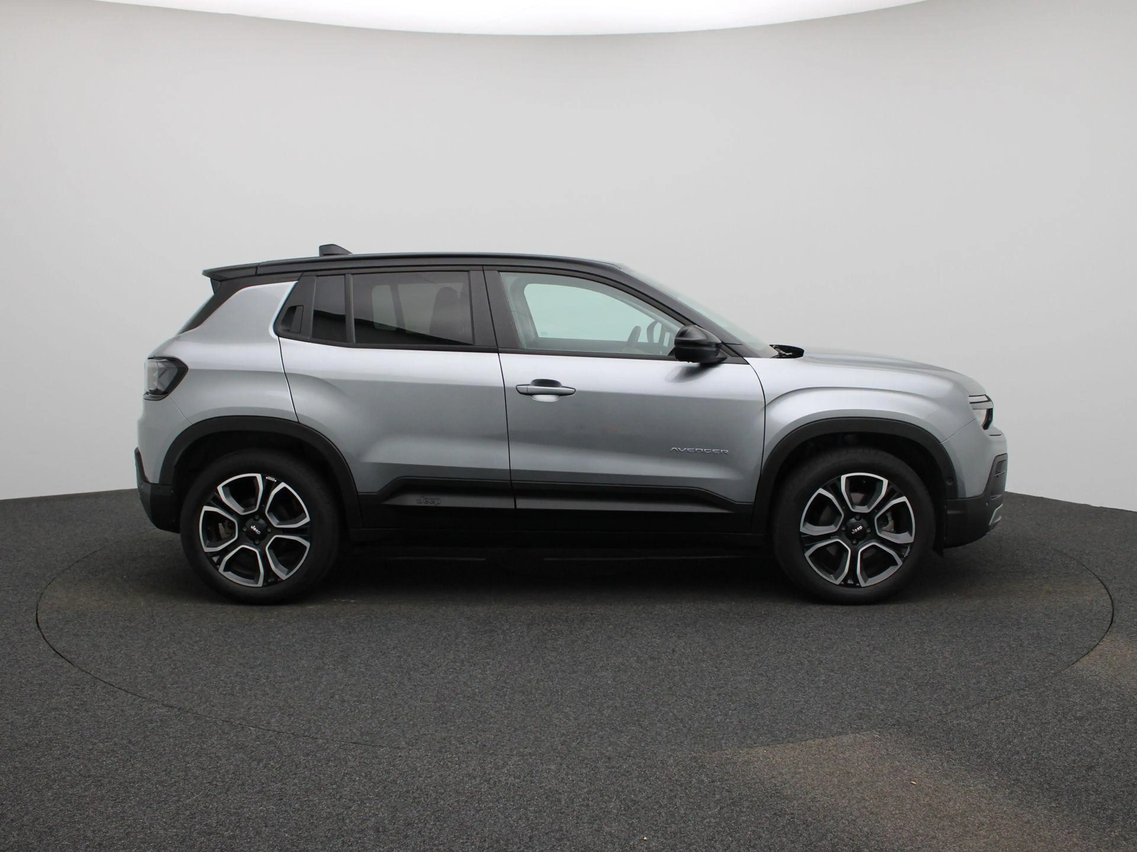 Jeep Avenger 54kWh Summit | SOH 95,56% | Camera | PDC 360° | Ca — photo 7