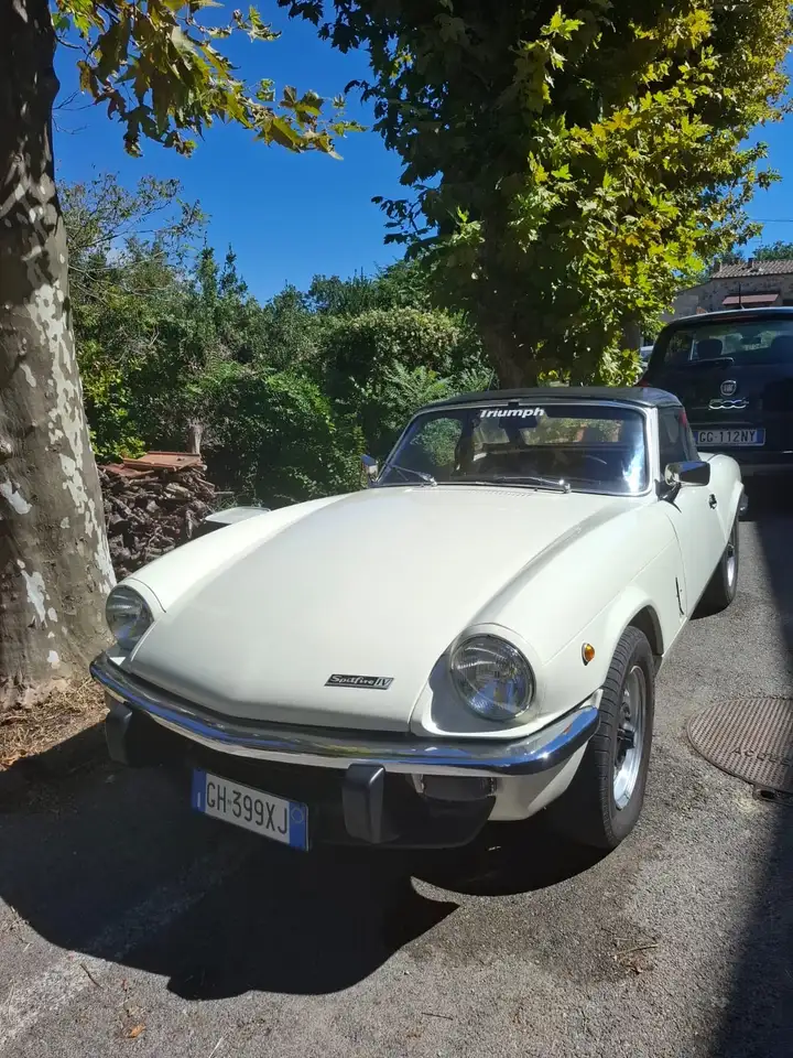 Triumph Spitfire, foto 3