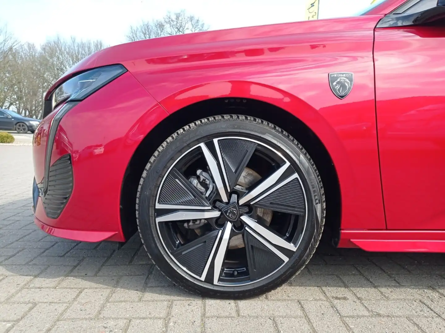 Peugeot 308 SW GT 1.2 PureTech 130 EU6e Navi Digitales Cockpit Rood - 2