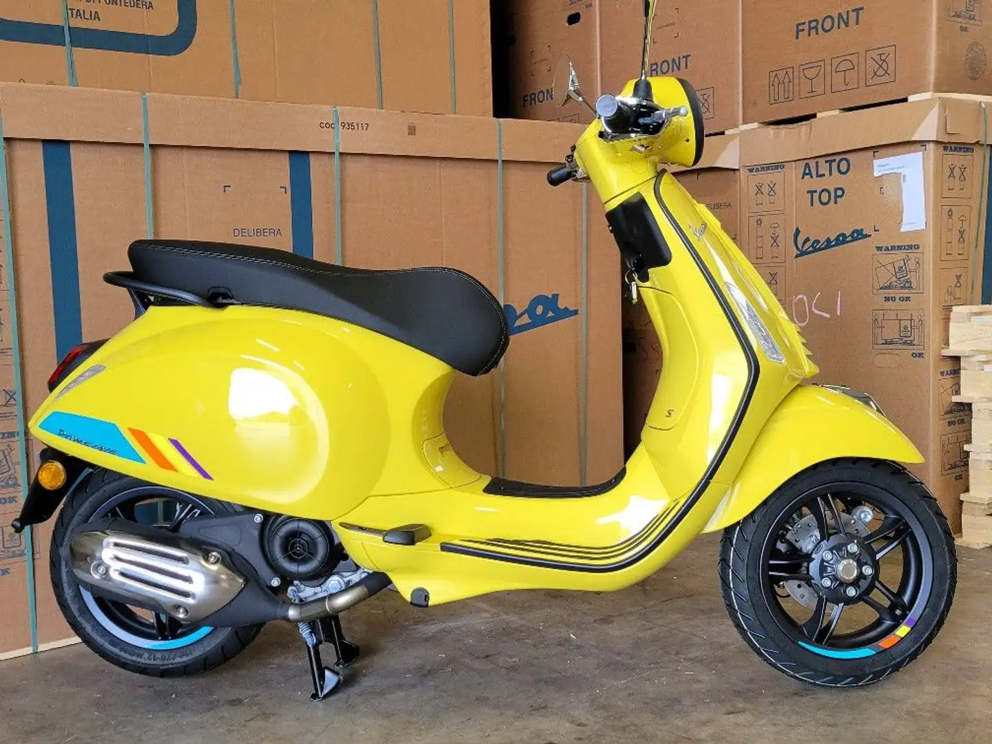 Vespa Primavera S 125 ie+ 25er + 3J. Garantie! Versand Jaune - 1