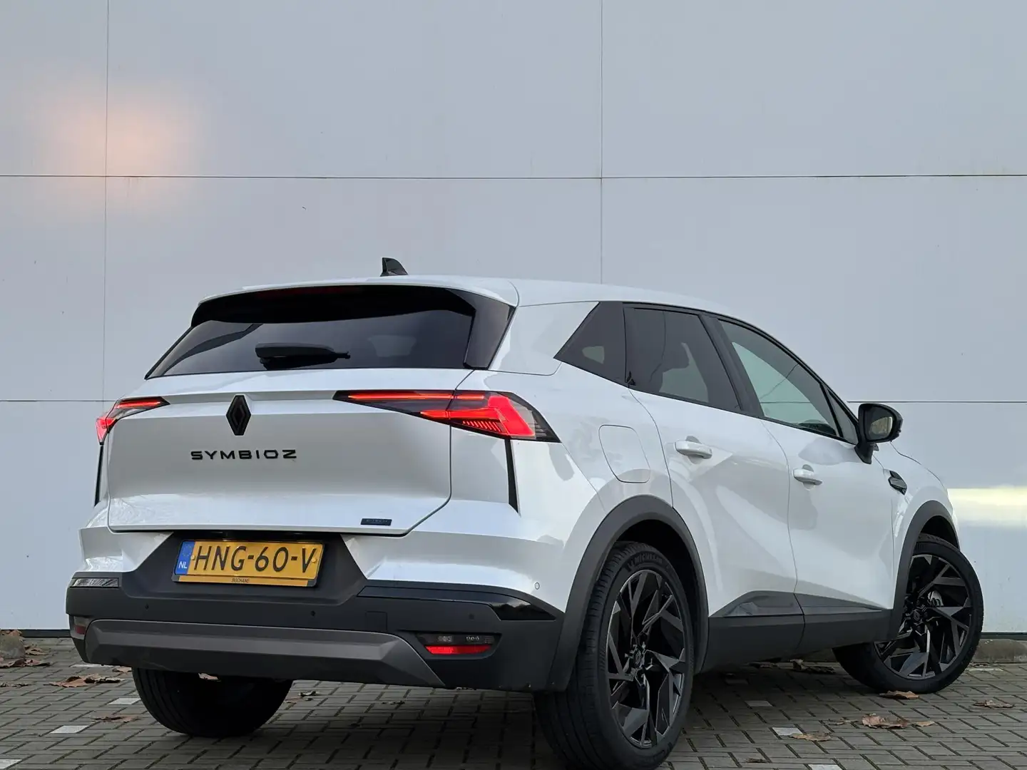 Renault Symbioz 1.6 E-Tech full hybrid 145 esprit Alpine | 1e Eige Blanc - 2