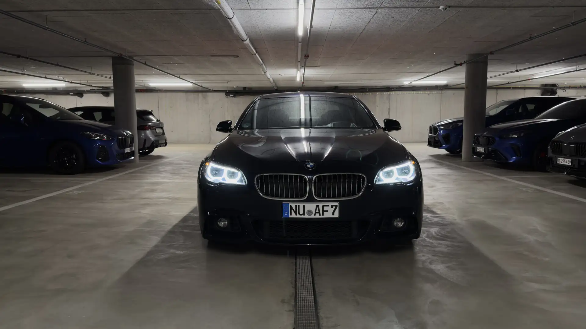 BMW 535 M Paket x-drive H&K Scheckheft Head Up Azul - 1