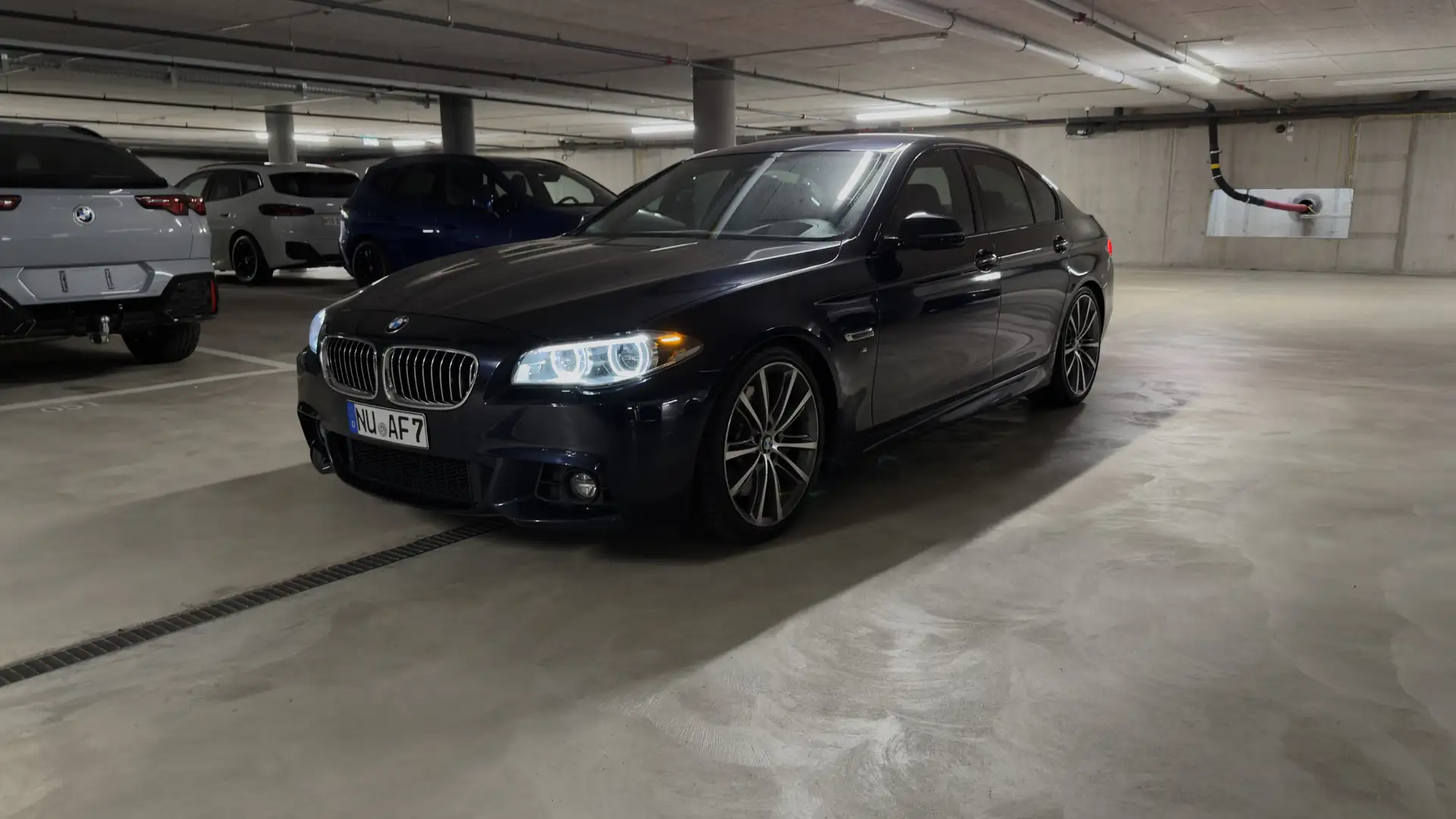 BMW 535 M Paket x-drive H&K Scheckheft Head Up Azul - 2