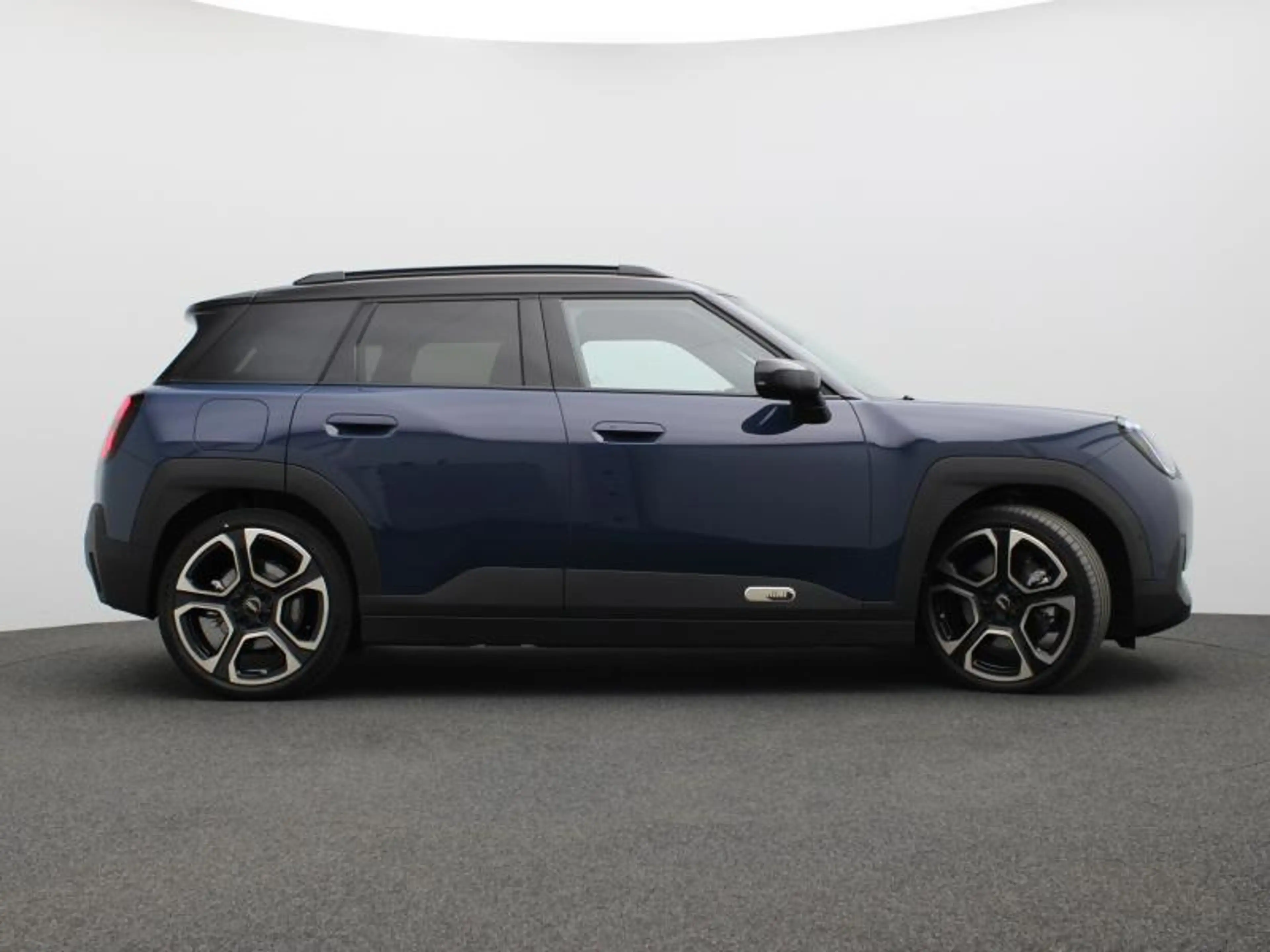 MINI Aceman — photo 3